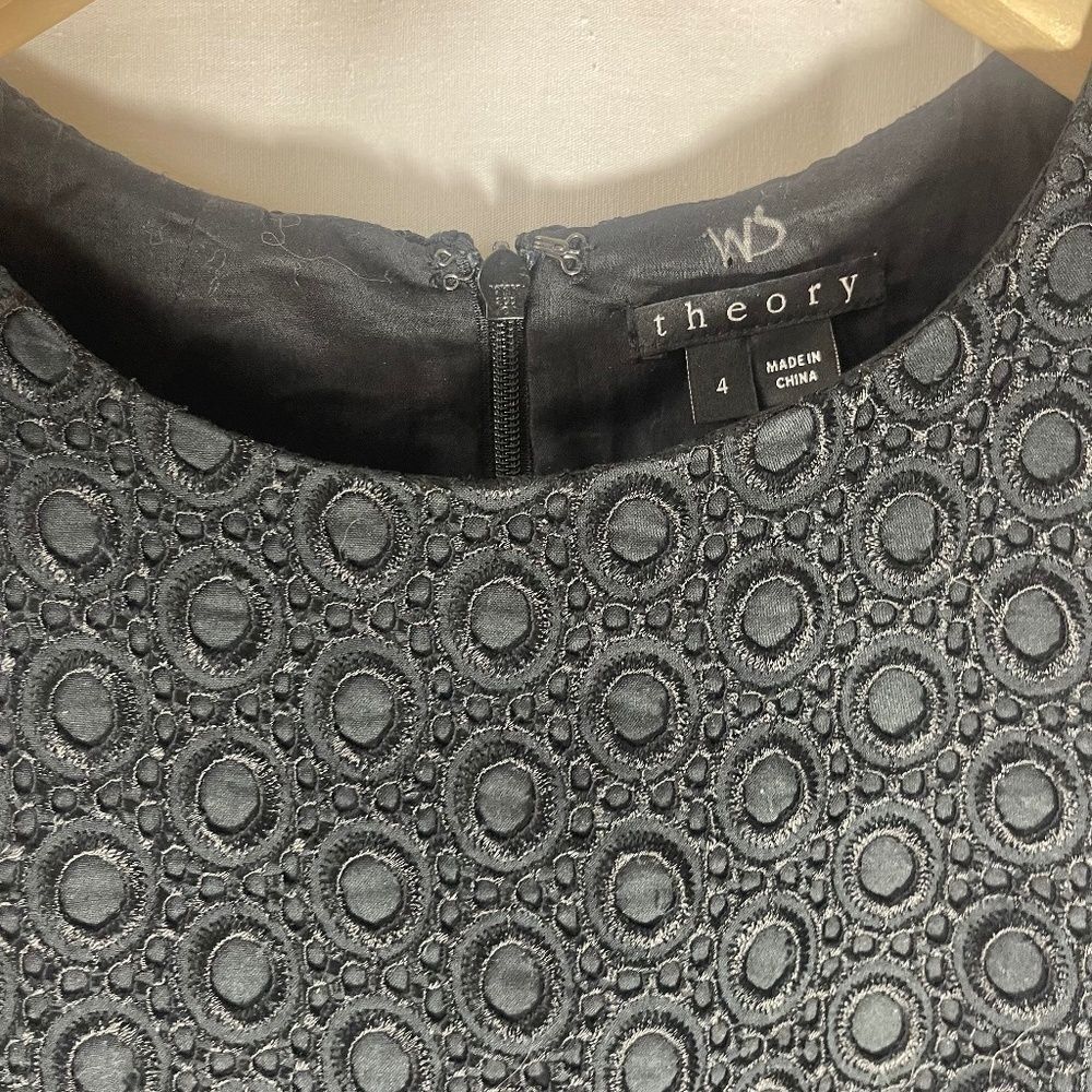 Theory Gwideen Black/Black Embroidered Sleeveless Sheath Dress Sz 4